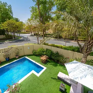 Alh Vacay - Springs 8 The Greens , Dubai United Arab Emirates